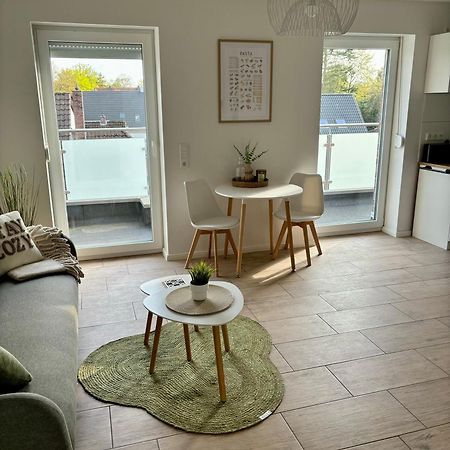 Home & Apart - Apartment Im Herzen Von Kreyenbrueck - Apartment 2 Oldenburg Eksteriør billede